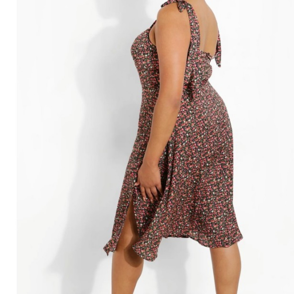 NWT Size 16 Floral tie corset midi dress